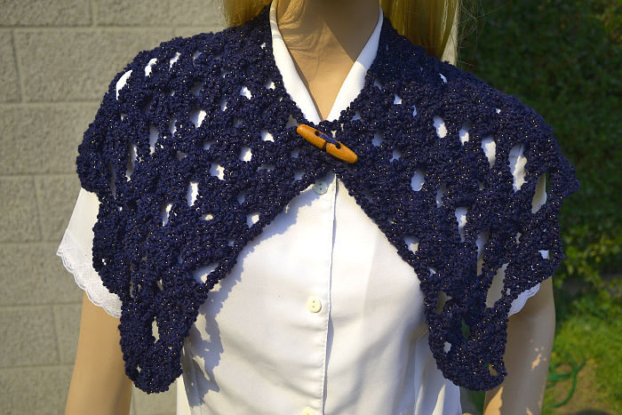 Capa abanico en tejido crochet